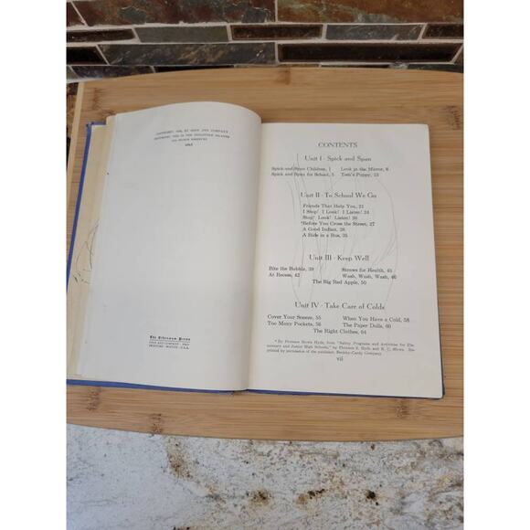 1939 Vintage Spick and Span Hardcover Classroom Health Book - Picture 5 of 9